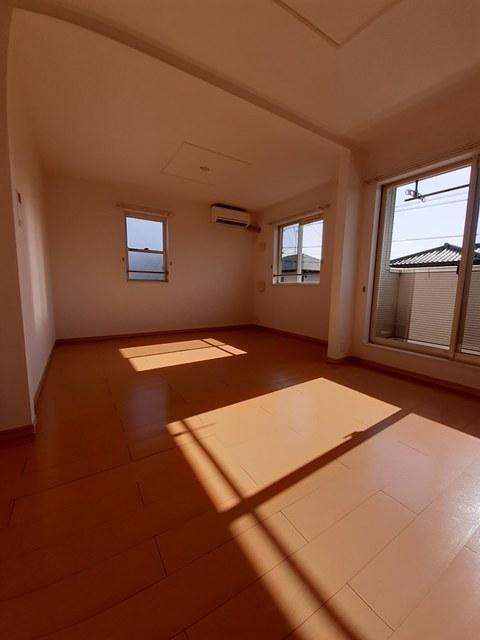 居室・リビング　リビング