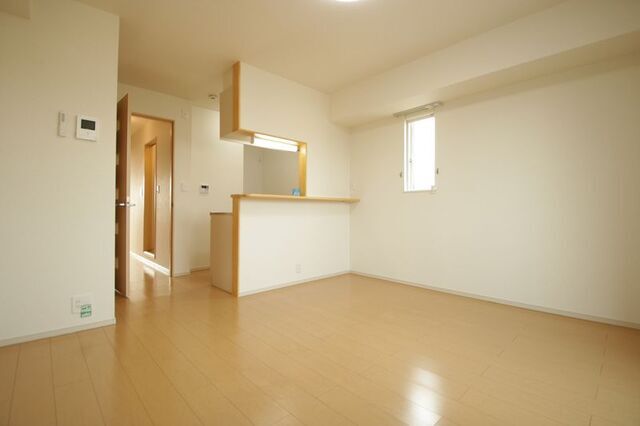 居室・リビング　※別室の参考写真の為、現況優先です。