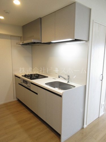 キッチン　※別号室参考写真