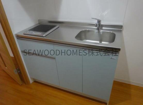 キッチン　お気に入りの食器を並べ、毎日料理が楽しい空間。