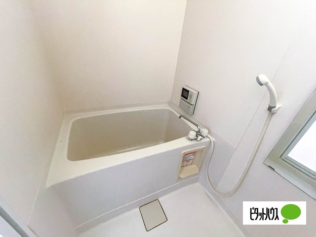 バス・シャワールーム　別室写真です