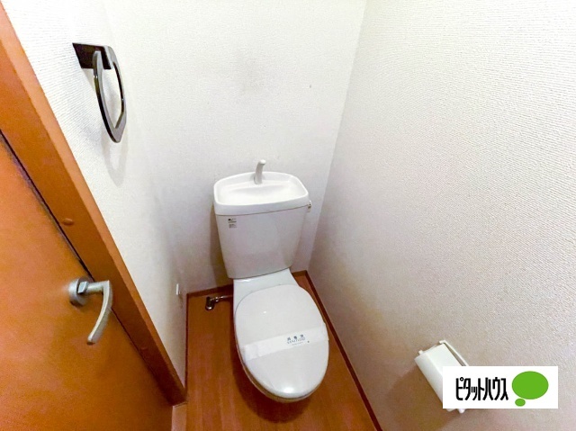 トイレ　別室写真です