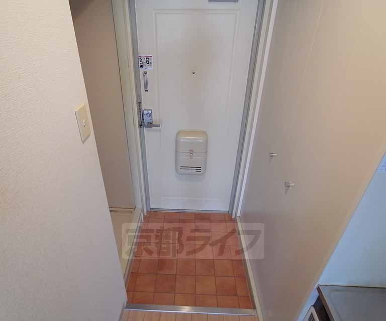 玄関　靴はきちんと並べましょう