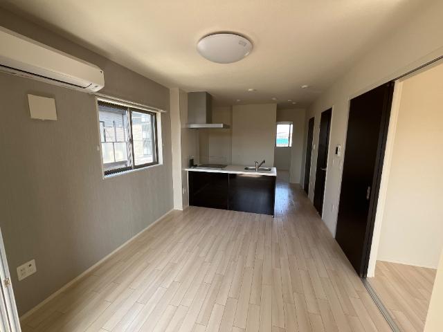 居室・リビング　リビング