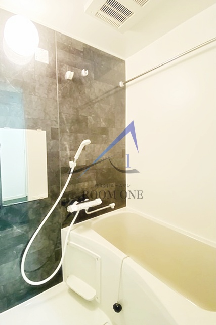 バス・シャワールーム　お風呂です。