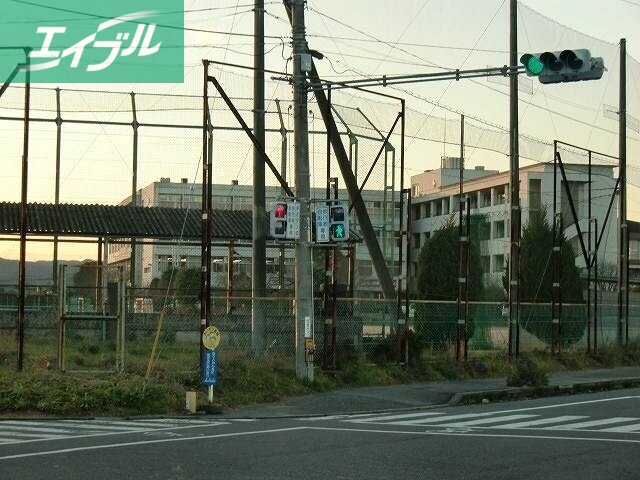 中学校　赤磐市立桜が丘中学校（中学校）まで1067m