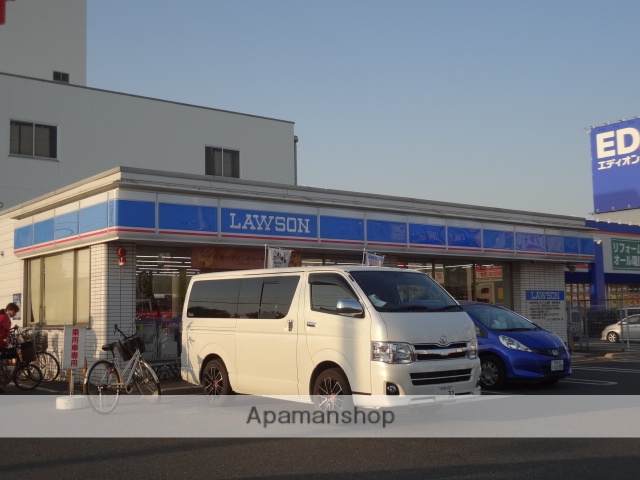 コンビニ　ローソン（コンビニ）まで413m