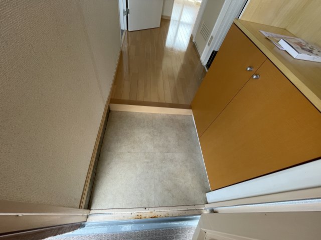 玄関　別部屋参考用写真