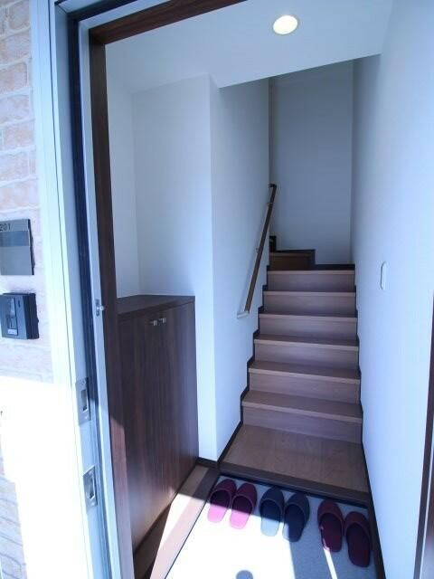 玄関　参考写真