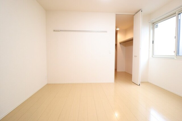 その他部屋・スペース　洋室６帖