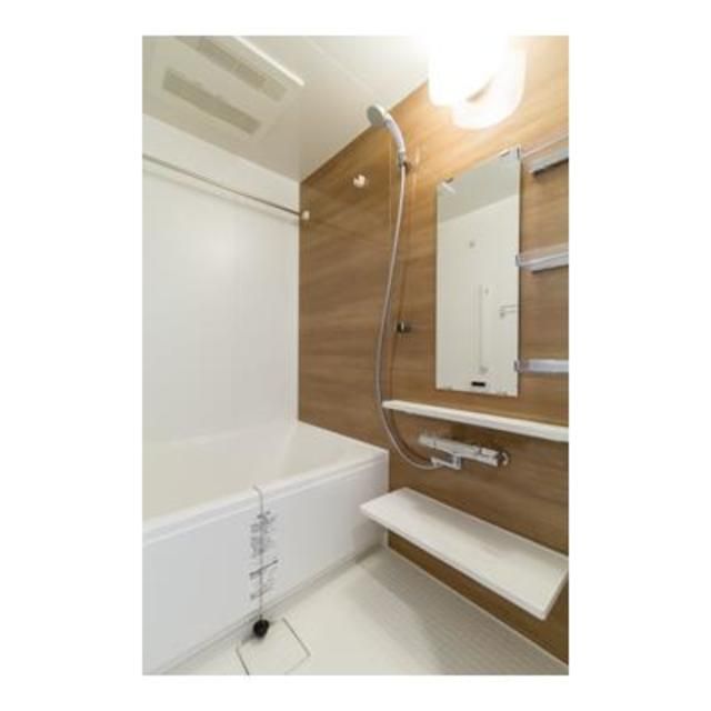 バス・シャワールーム　※写真は同タイプ住戸です。