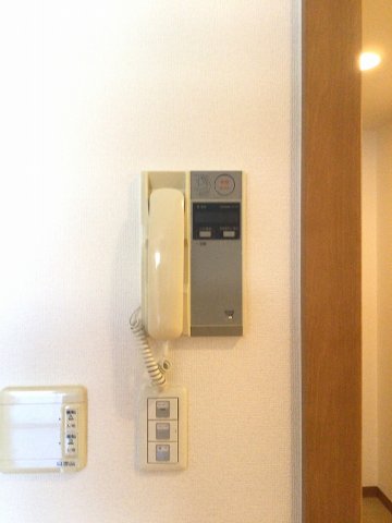 セキュリティ　※反転タイプの部屋の写真です。