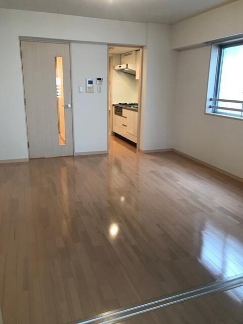 居室・リビング　別タイプ部屋　参考写真です