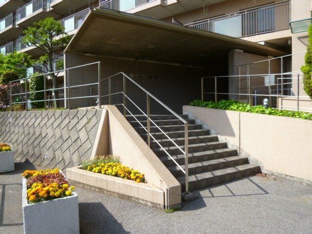 エントランス　物件画像