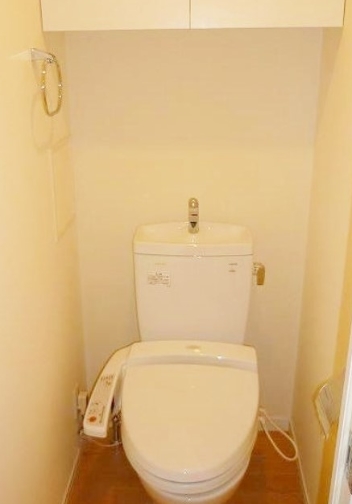 トイレ　他部屋参考写真です。