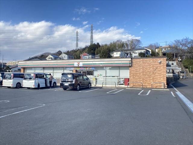 コンビニ　セブン－イレブン町田小山町店（コンビニ）まで263m