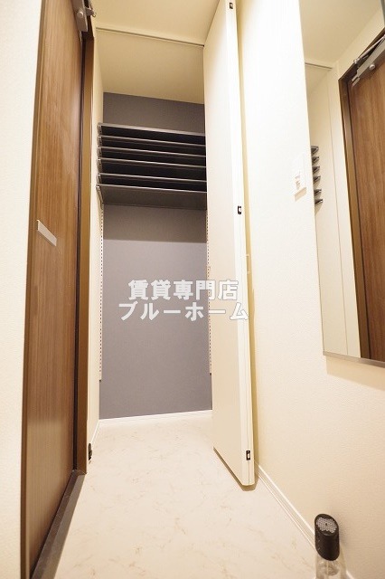 玄関　綺麗な玄関スペース！