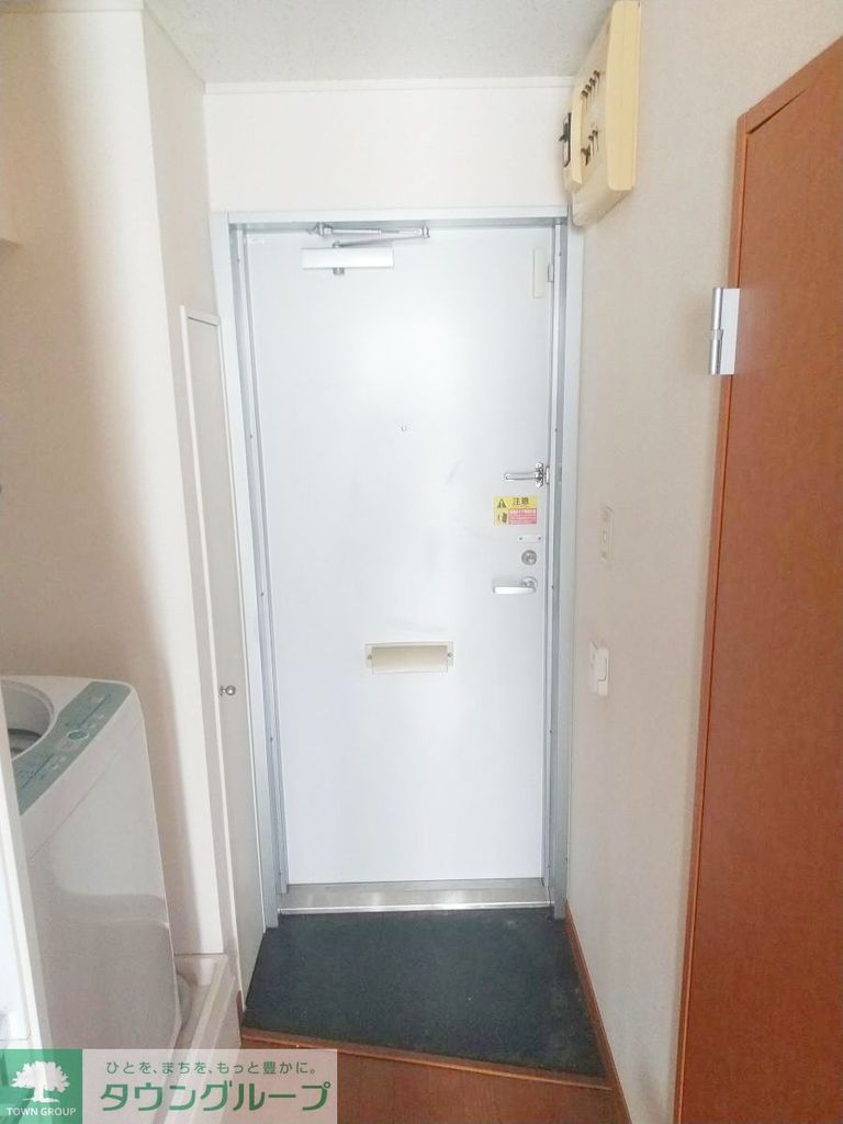 玄関　玄関