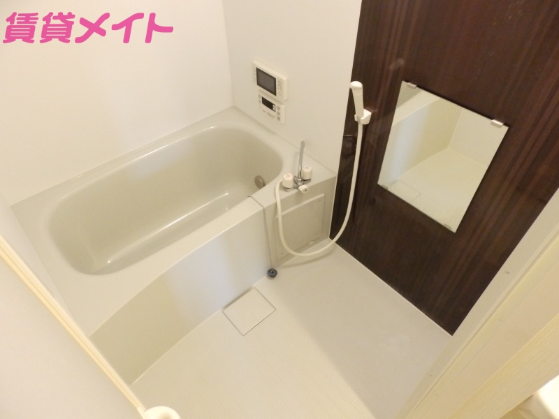 バス・シャワールーム　別部屋参考写真