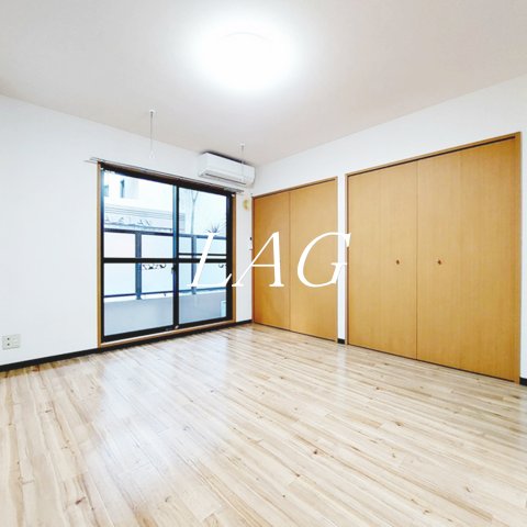 居室・リビング　洋室のお部屋です。