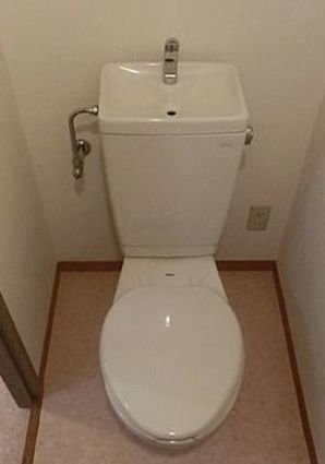 トイレ　清潔感のあるトイレです