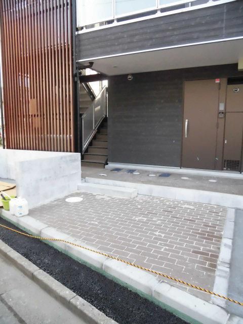 エントランス　現在建築中です