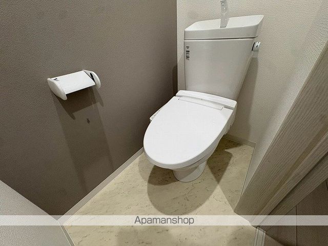 地下鉄谷町線 平野駅 徒歩8分 3階建 築1年のトイレ写真