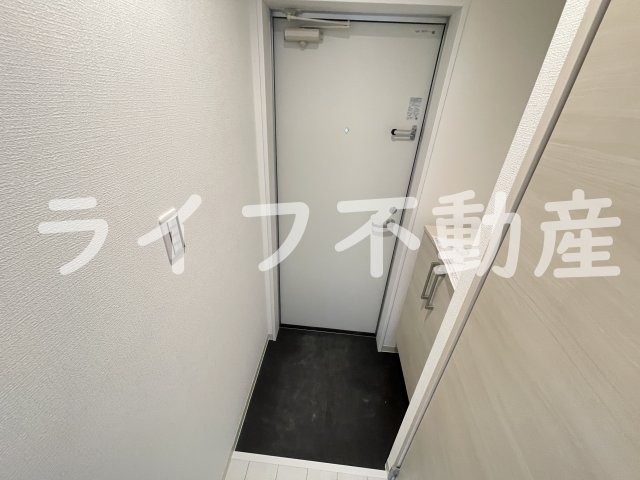 玄関　収納もある玄関です