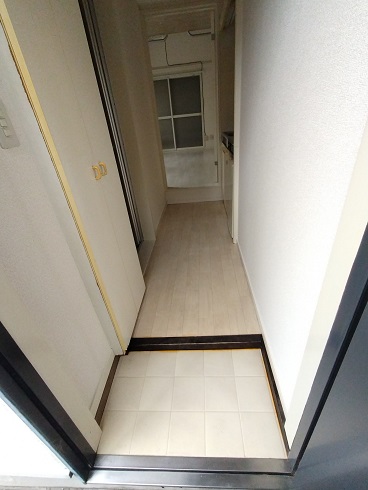 玄関　シューズボックス