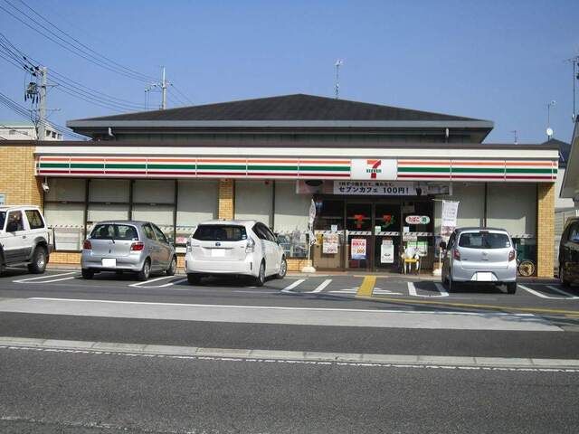コンビニ　セブンイレブン　近江八幡駅南店（コンビニ）まで450m