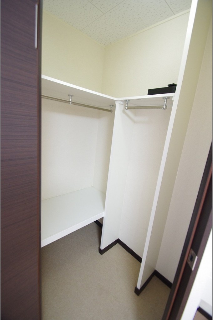その他　お部屋にはウォークインクローゼットもあります♪