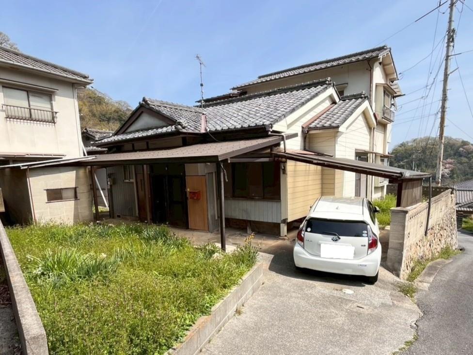 建物外観　1967年築　阿賀南5丁目19番戸建