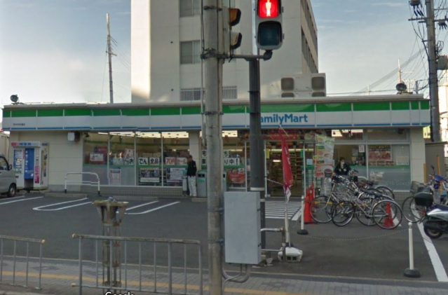 コンビニ　ファミリーマート茨木中央通店（コンビニ）まで187m