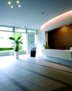 玄関　フロントサービスご利用出来ます
