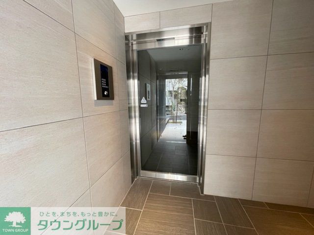 エントランス　エントランス