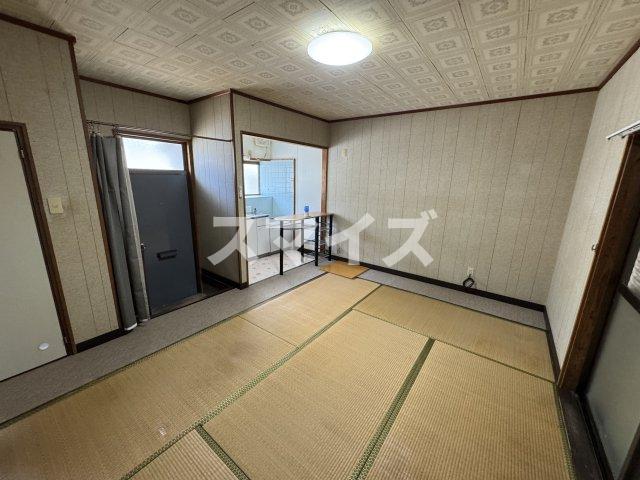高尾野町上水流 1LDK貸家の居間写真