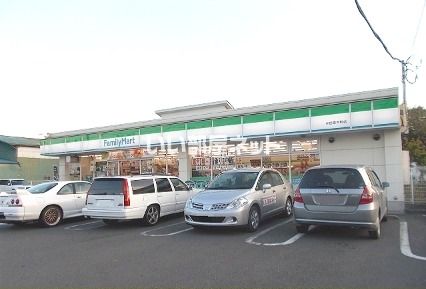コンビニ　ファミリーマート 小田原中町店（コンビニ）まで281m