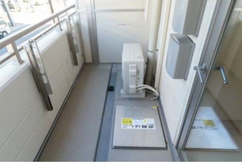 バルコニー　バルコニー
