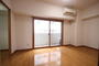 居室・リビング　※別部屋の写真です