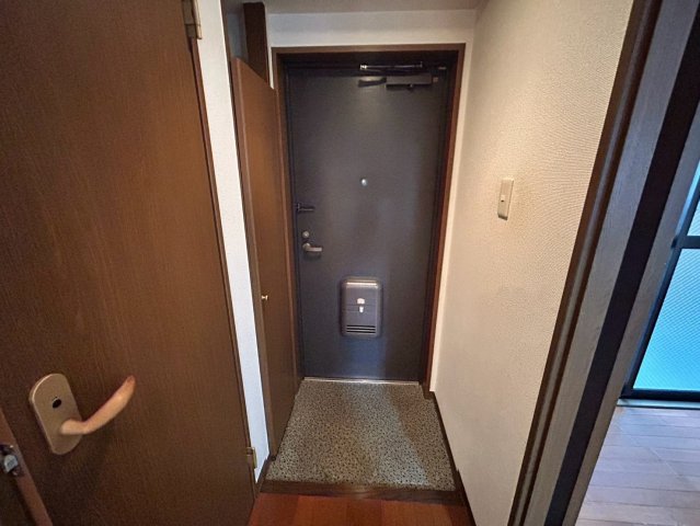 玄関　エトワール白金