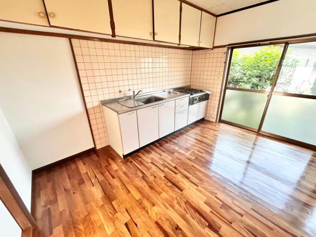 北諸県郡三股町 1階建 築29年の居間写真