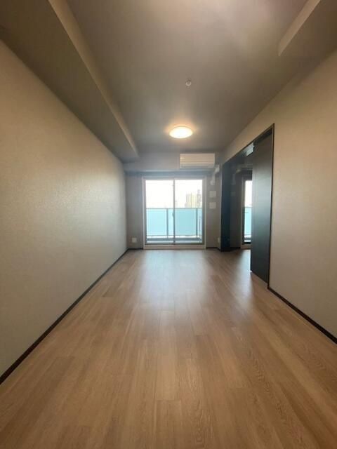 プレサンスロジェ名古屋駅NORTH FRONTの居間写真