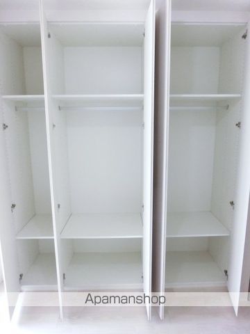 地下鉄谷町線 谷町六丁目駅 徒歩10分 14階建 築8年の内装写真