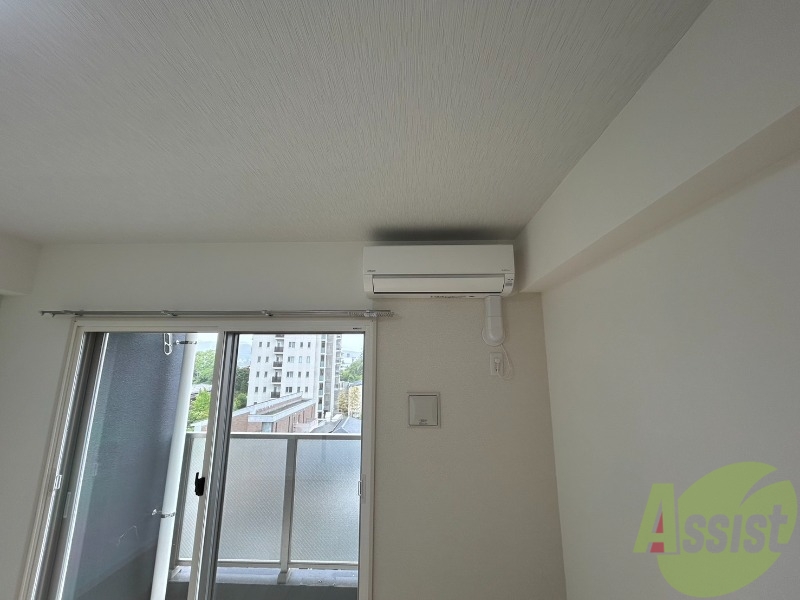 その他設備　エアコン１つで夏場も冬場も快適に過ごせますね。
