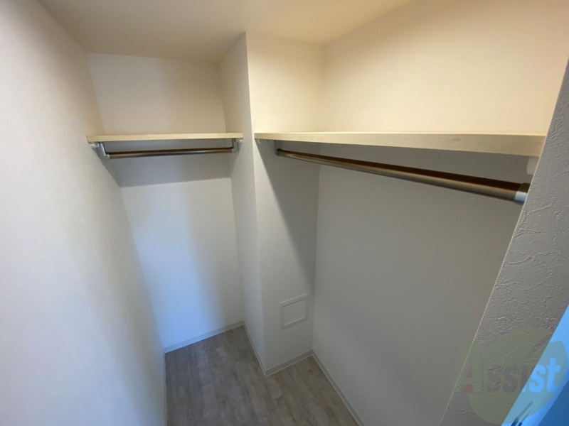 収納　収納もバッチリあるのでお部屋が片付きますよ！