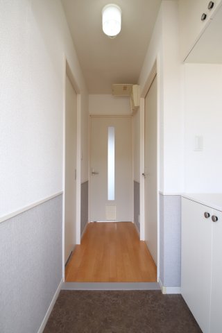 エスポワールIIの玄関写真