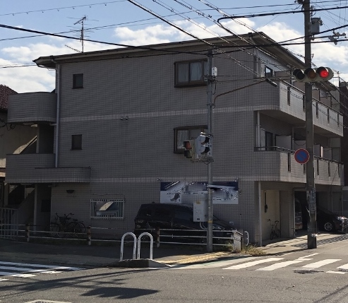フラッツ庄山