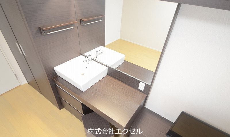 洗面設備　同等タイプのイメージ写真です。