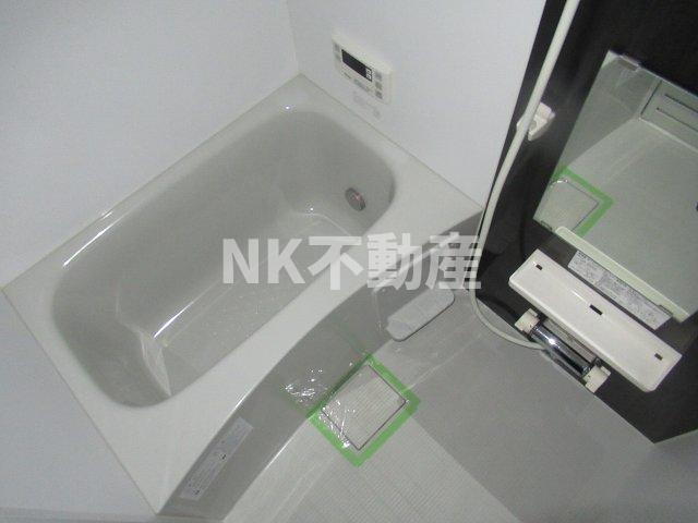 バス・シャワールーム　お風呂で日々の疲れを落としましょう