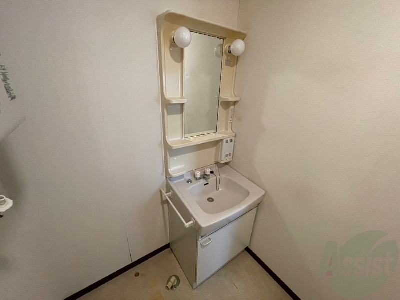 洗面設備　シャンプードレッサーで身支度もラクラクです！